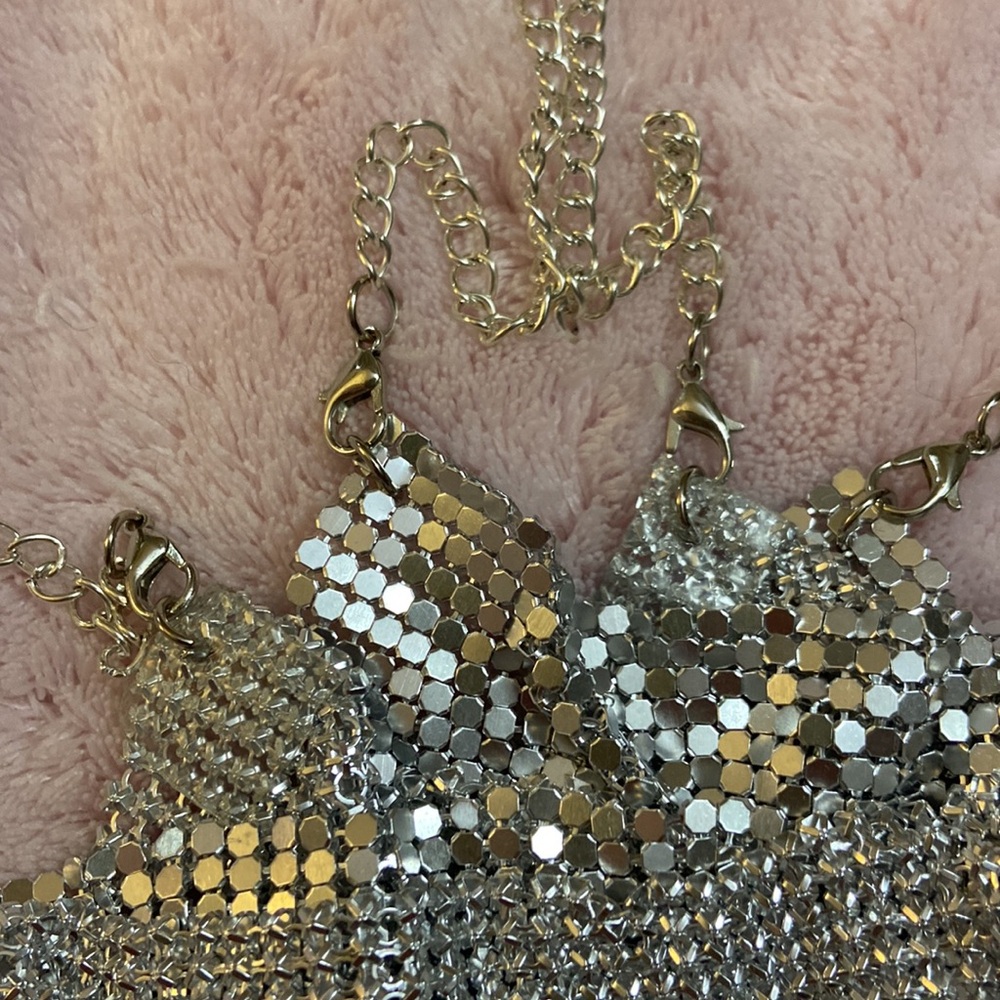 Bling-like mesh halter - Picture 8 of 8